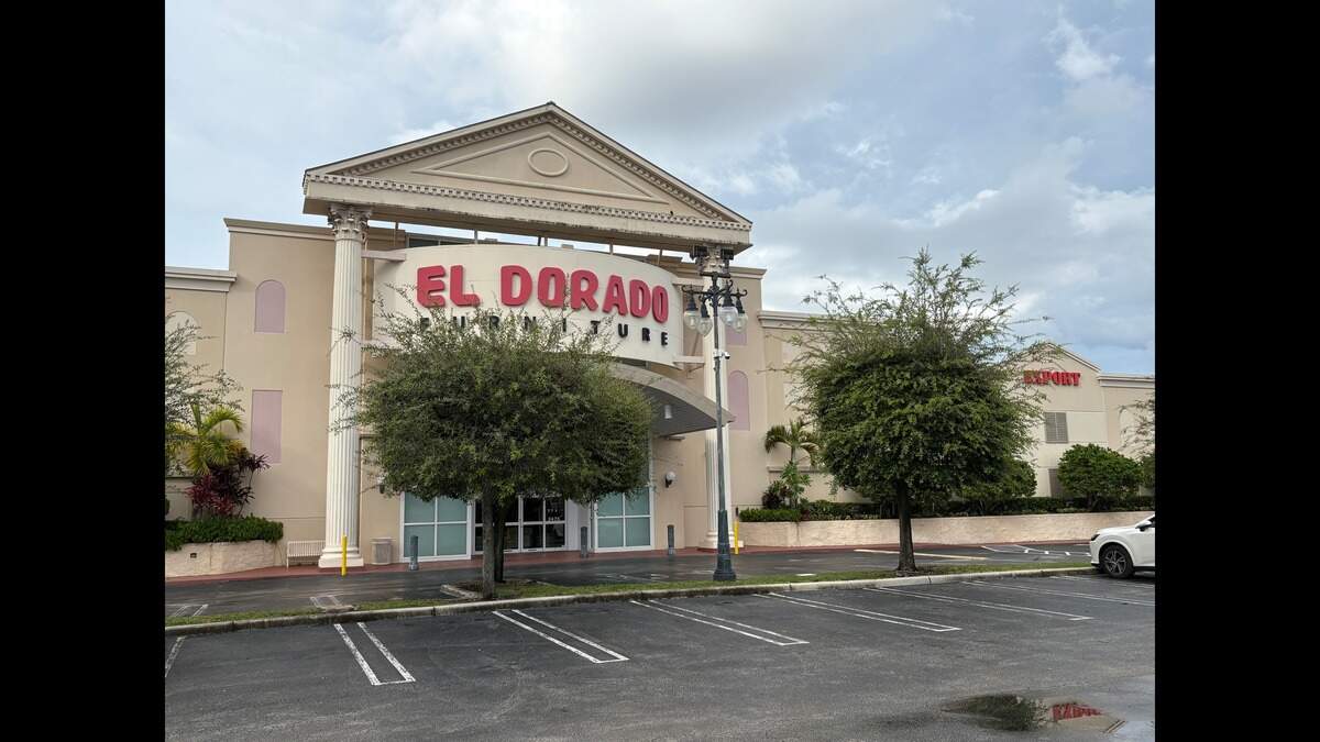 El Dorado Furniture will pay $1.3 million to settle a discrimination charge that its hiring practices favored Hispanic applicants. El Dorado Furniture will pay $1.3 million to settle a discrimination charge that its hiring practices favored Hispanic applicants.